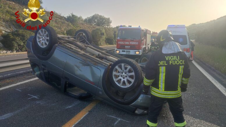 Auto-si-ribalta-grave-incidente-sulla-strada-statale-131-777x437 Sarda News - Notizie in Sardegna