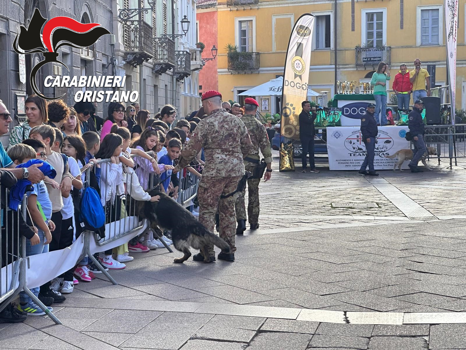 Oristano, carabinieri e studenti insieme per il benessere animale