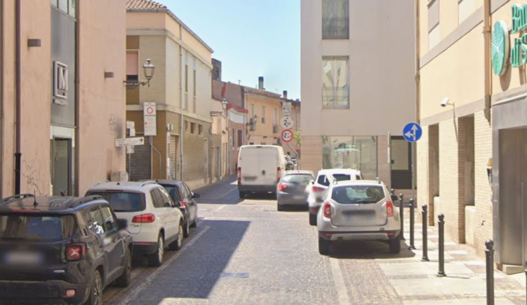 Via Serneste, Oristano