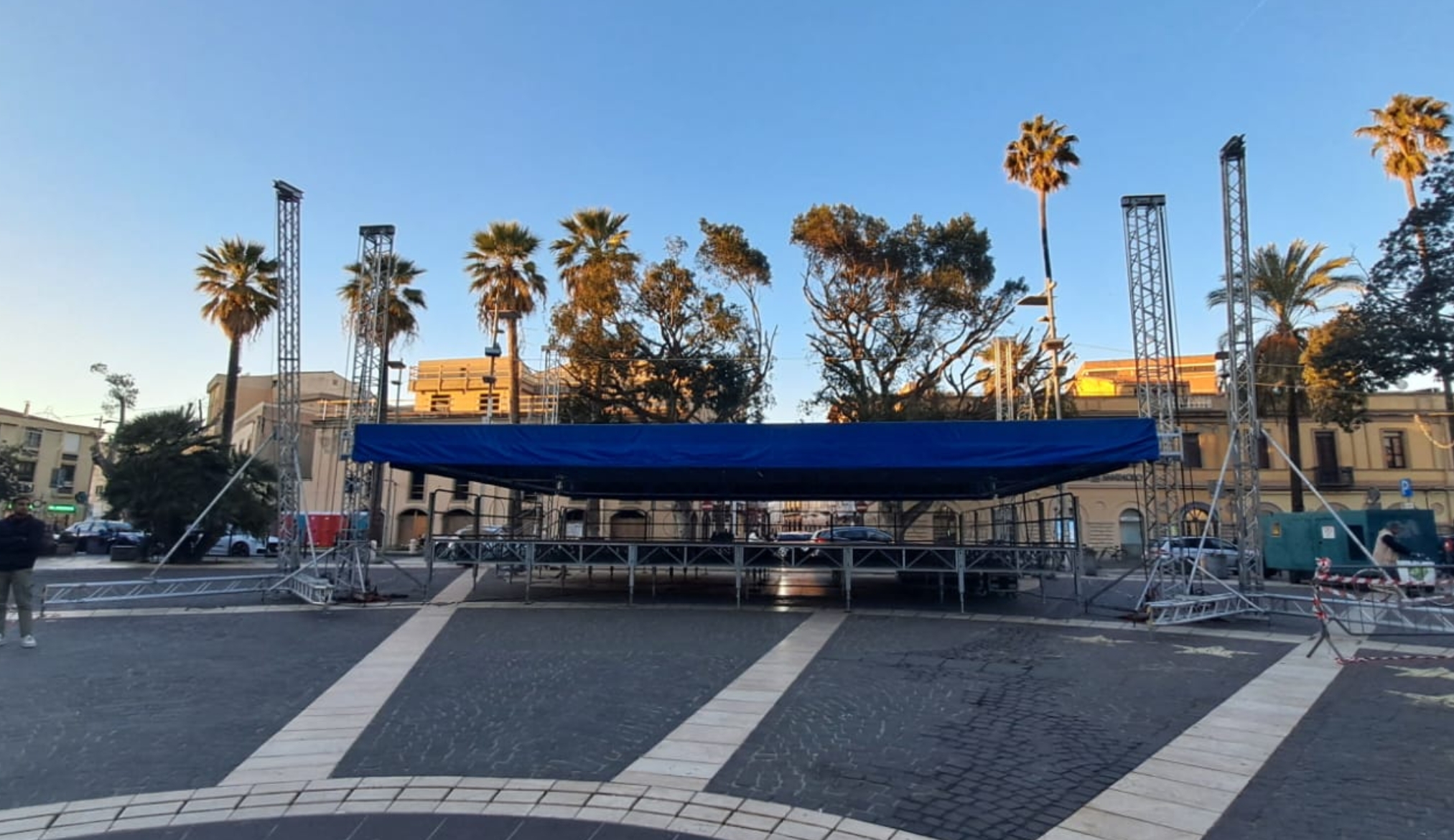 Palco di Capodanno in piazza Roma a Oristano