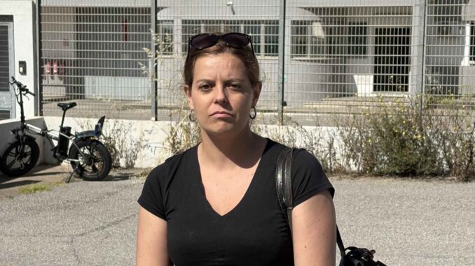 Ilaria Salis in visita al Cpr di Macomer