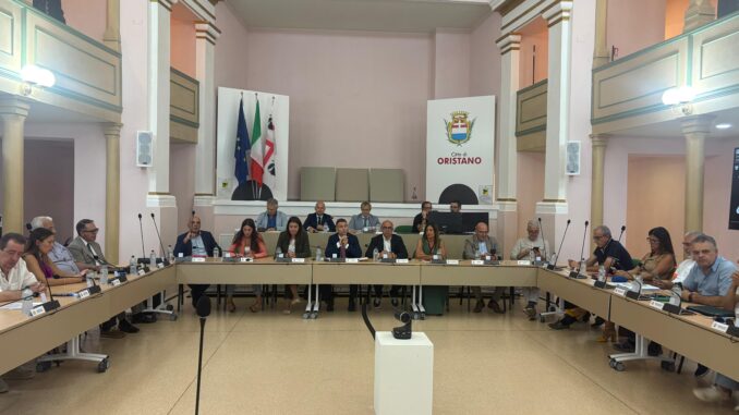 La seduta del Consiglio comunale di Oristano del 18 settembre 2025