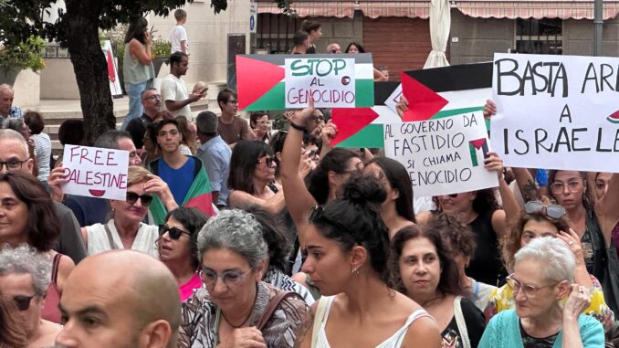Oristano, corteo in centro per la Palestina con oltre 600 partecipanti