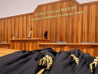 Tribunale, giustizia
